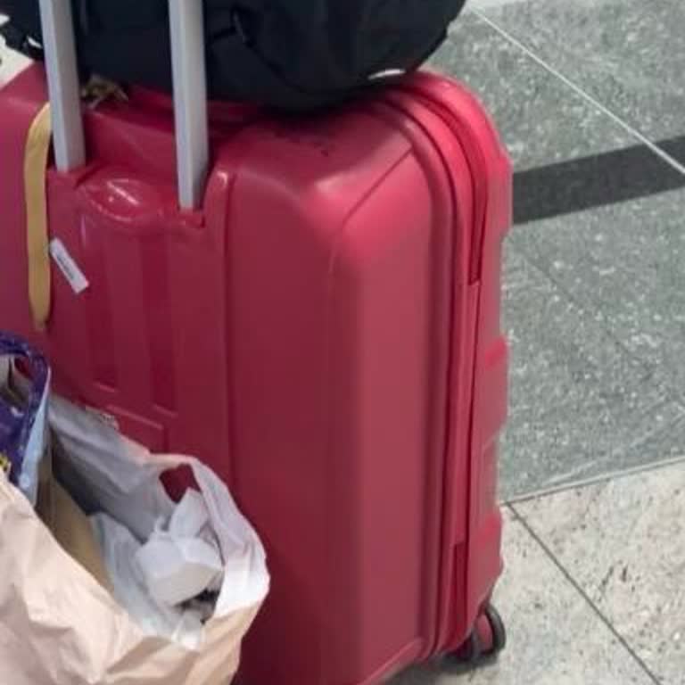 Türk Hava Yolları’nda Kırmızı Valiz Kayıp Ve İletişimsizlik Nedeniyle Acil Mağduriyet