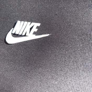 Nike Logosu Çatlamış, Müşteri Hizmetleri Yanıtsız