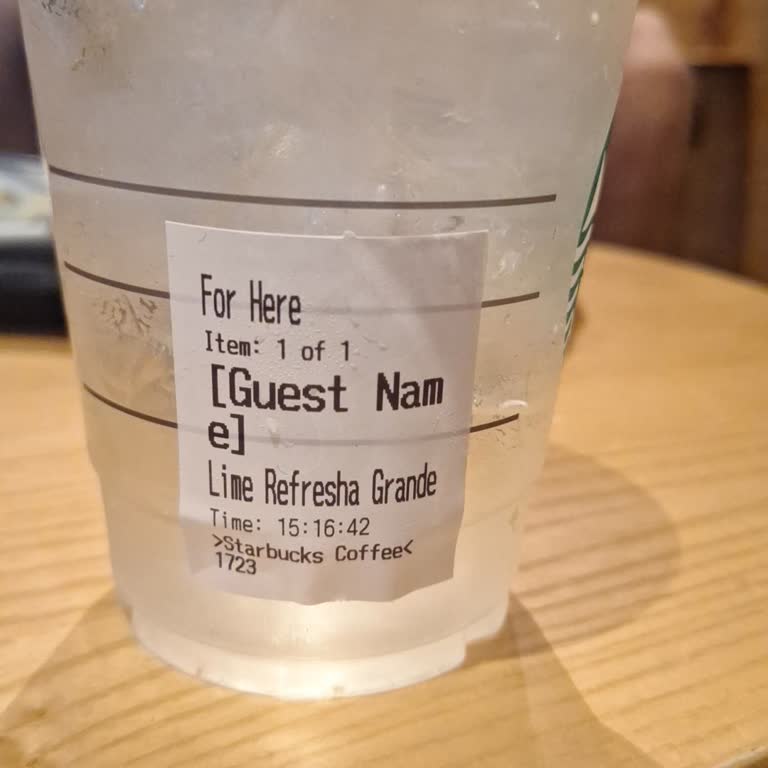 Starbucks’ta İsim Yanlışlığı Müşteriyi Değersiz Hissettirdi