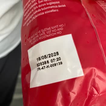 Filiz Makarna Paketi İçinde Böcek Keşfi