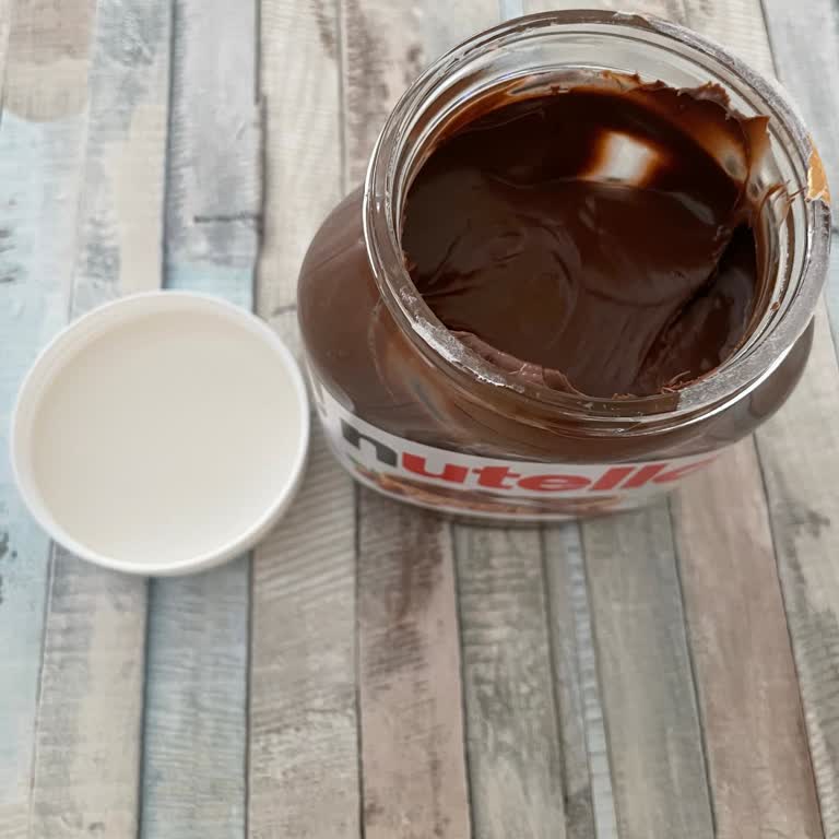 Açılmış Nutella Kavanozu Satışı Ve Eksik İade