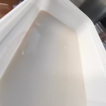 Pembe Renkli Laktozsuz Sütte Sağlık Riski Ve Geri Çağırma Talebi