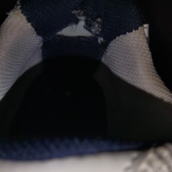Arka Kısım Açılan Reebok Ayakkabıda Sert Plastik Görünmesi Ve Kullanıcı Hatası İddiasının Reddi