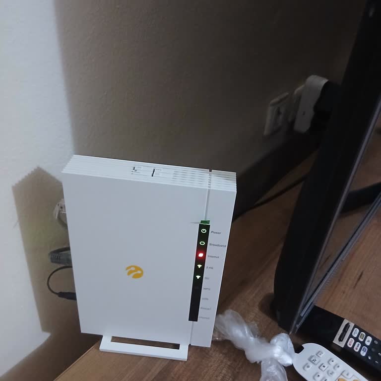 Bir Haftadır İnternet Kesintisi Ve Müşteri Temsilcisine Ulaşılamamaya Karşı Ücret İadesi Talebi