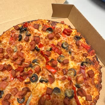 Yanmış Pizza İçin Tam İade Ve Destek Eksikliği
