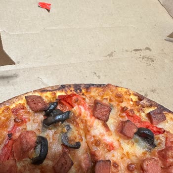 Yanmış Pizza İçin Tam İade Ve Destek Eksikliği