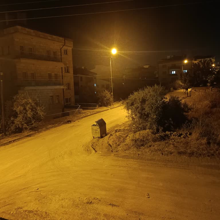 Altyapı Çalışması Sonrası Sokakta Toz ve Toprak Sorunu