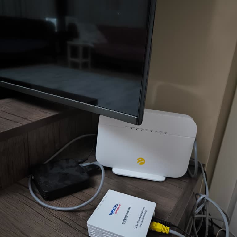 Yeni Takılan Fiber İnternetim Kesildi, Çözüm Bulunamadı Ve Ek Ücretler Ödettim
