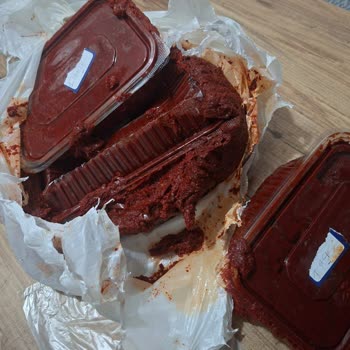 Patlayan Kargo Paketleri Ve 4000 TL Maddi Zarar