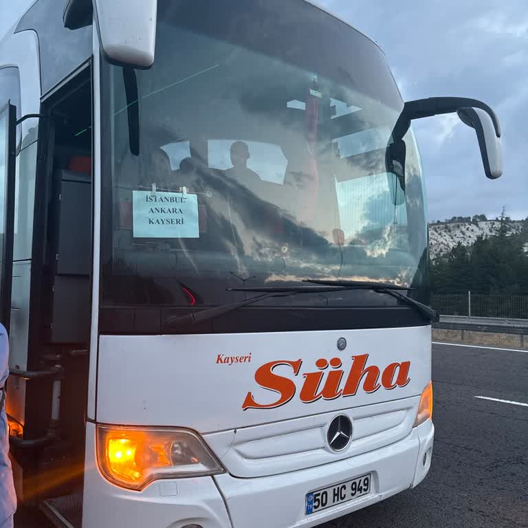 Arızalı Otobüs Ve Çocuklu Yolcuların Uzun Süre Bekletilmesi