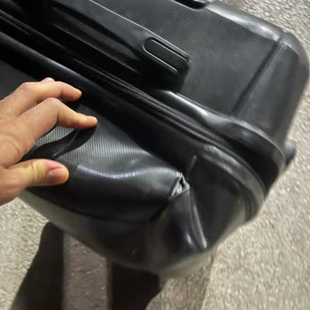 Kahta Petrol Valiz Hasarı Ve Personelin Umursamaz Tutumu