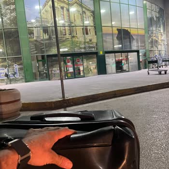Kahta Petrol Valiz Hasarı Ve Personelin Umursamaz Tutumu