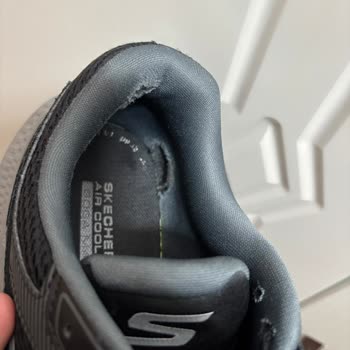 Üç Ayda Yırtılan Skechers Ayakkabısı İçin Değişim Reddi