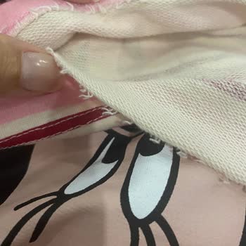 Yıkama Sonrası Sweatshirt Dikişleri Tamamen Sökülmüş
