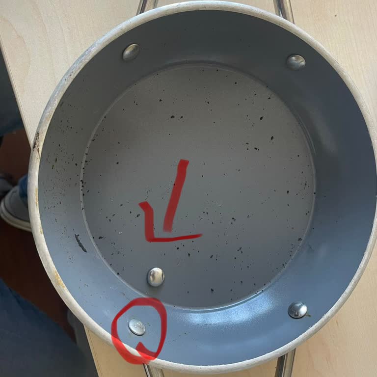 Karaca Tavası Parçası Fırladı, Eşim Yaralandı Ve Acil Güvenlik İncelemesi