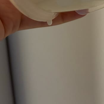 Sürekli Süt Sızdıran Lansinoh Göğüs Pompası, Çözüm Vermeyen E-Bebek