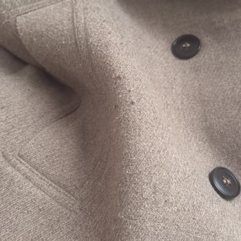 Zara Kabanının Hızlı Tüylenmesi Ve Yetersiz Müşteri Desteği