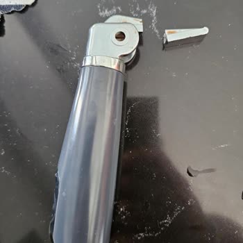Dayanıksız Plastik Kol Kırıldı, Yedek Parça Yok Ve Firma Cevapsız