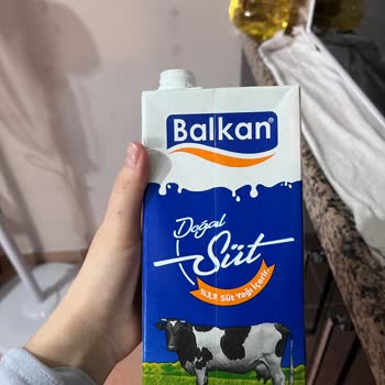 Balkan Doğal Süt’te Siyah Yabancı Maddeler: Sağlık Endişesi Ve Güven Kaybı