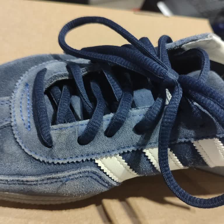 Adidas Ayakkabımda Erken Renk Solması, Üretim Hatası Ve Ücret İadesi Talebi