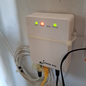 Vodafone Ev İnterneti Sürekli Kesiliyor, Kalıcı Çözüm Ve Ücret İadesi İstiyorum