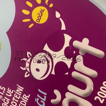 Migros Yoğurtunda Kurt Benzeri Parçalar Ve Sağlık Riski
