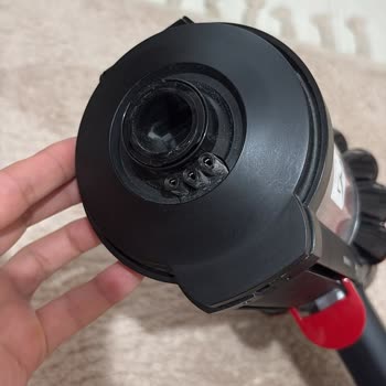Dyson V16 Hazne Değişimi Ve Kargo Gecikmesi Hakkında Cevap Yok