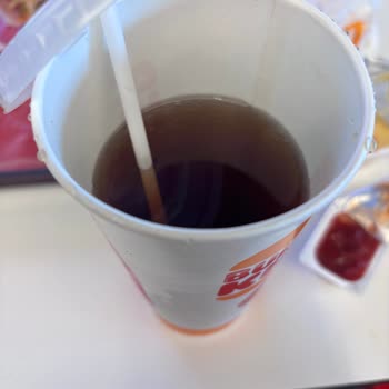 Burger King Marina Şubesinde Patateslerde Kararma Ve İçeceklerde Sıcaklık Sorunu