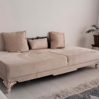 Kalitesiz Salon Takımı Ve Mağazadan Çözüm Alınamaması