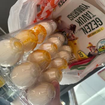 Migros'tan Kırık Yumurtalar İçin Acil Ürün Değişimi Ve Telafi Talebi
