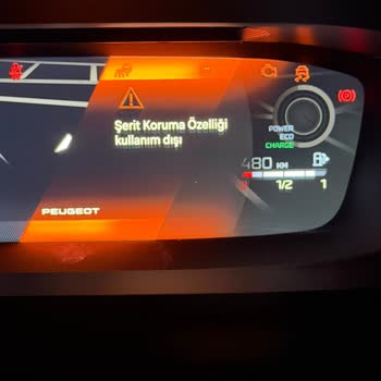 Yeni Satın Alınan Peugeot 408'de 9 Gün İçinde Tüm Arıza Işıkları Yanıyor Ve İade Talebi Reddediliyor