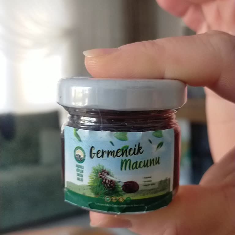Ser Grup Kavanozlar Son Derece Küçük Ve Her Birinde En Fazla Bir İki Yemek Kaşığı Ürün Bulunuyor
