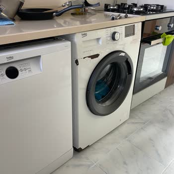 Beko Çamaşır Makinesinin Kaportası Kısa Sürede Çürüdü Ücretsiz Değişim Talebi