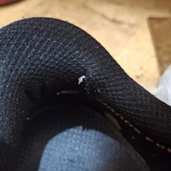 Sadece 20 Kez Kullanılan Skechers Ayakkabıda Yırtılma Ve Kırılma, Üretim Kusuru Reddedildi