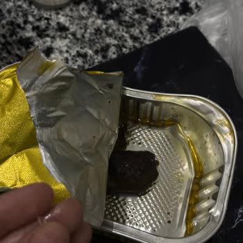 Bebek İçin Aldığım Konserve Sarma’da Cam Parçası Buluştu