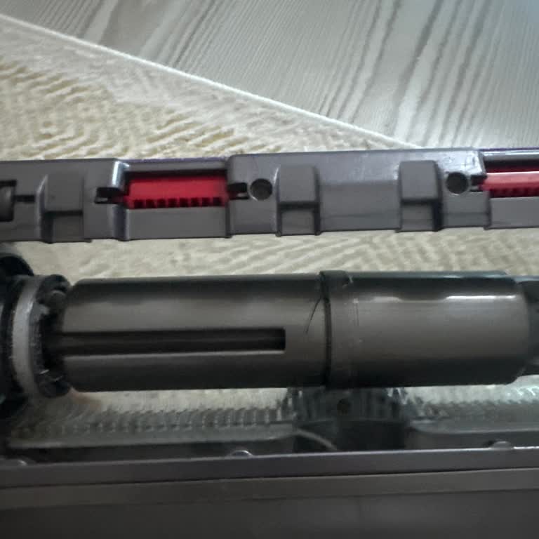 Garanti Kapsamındaki Dyson V15 Detect Başlığının Kırılması Ve Ücretsiz Değişim İsteği
