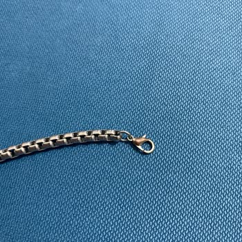 Garanti Kapsamında Sürekli Kanca Değişimi Ve Kalitesiz Parçalarla Kararan Bileklik