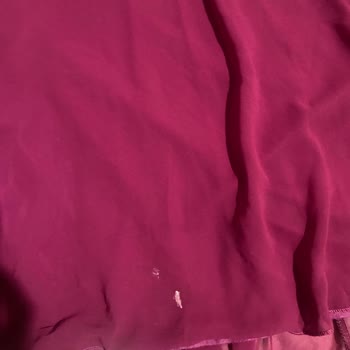 @dresskiralama Kirli, Sökük, Lekeli, Yanlış Beden Elbise Gönderip Hakaret Etti