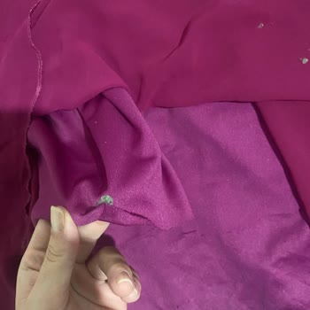 @dresskiralama Kirli, Sökük, Lekeli, Yanlış Beden Elbise Gönderip Hakaret Etti