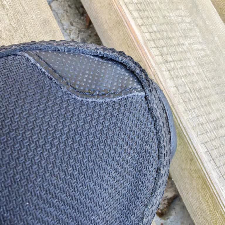 Ayıplı Skechers Ayakkabısında 6 Ayda Dikiş Açılması Ve İlgisiz İade Süreci