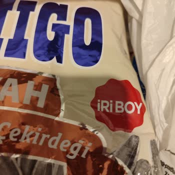 Amigo Markalı İri Boy Çekirdekte Bayat Ve Küf Kokusu Şikayeti