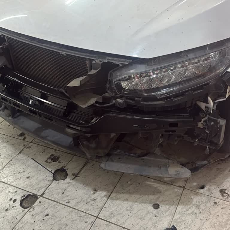 Aksigorta'da Parça Gecikmesi Ve Yan Sanayi Parça Şikayeti