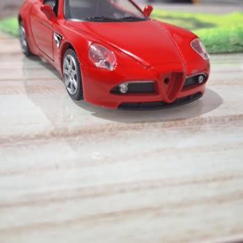 Kırıkkale Toyzz Shop Mağazasından Aldığım Alfa Romeo 8C Oyuncak Araba Hasarlı Ve Eksik Parçalı Çıktı