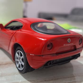 Kırıkkale Toyzz Shop Mağazasından Aldığım Alfa Romeo 8C Oyuncak Araba Hasarlı Ve Eksik Parçalı Çıktı