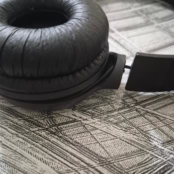 JBL T570BT Kulaklıkta Kırılan Menteşe Üretim Hatası İddiası Ve Garanti Reddi