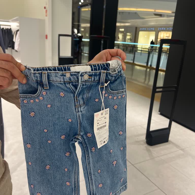 Zara Mağazasının Katı İade Politikası Müşteri Memnuniyetini Zedeliyor