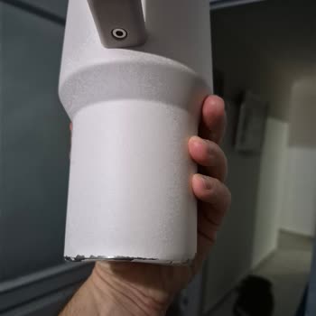 Stanley Termosunda Kaplama Soyulması Ve Garanti Reddi