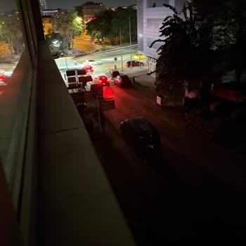 Bakırköy Kartaltepe Mahallesinde Aydınlatma Arızası Ve Güvenlik Riski