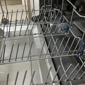 Franke Bulaşık Makinesinde Şiddetli Paslanma Ve Parça Kopması