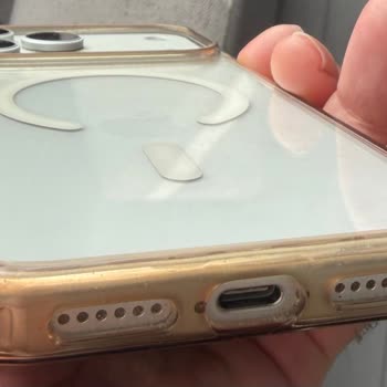 Şeffaf Iphone Kılıfında Sararma Sorunu Ve İade Talebi
